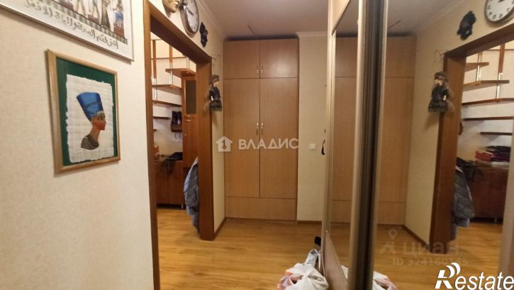 3-комн квартира улица Видова, 171А,  д. 171А