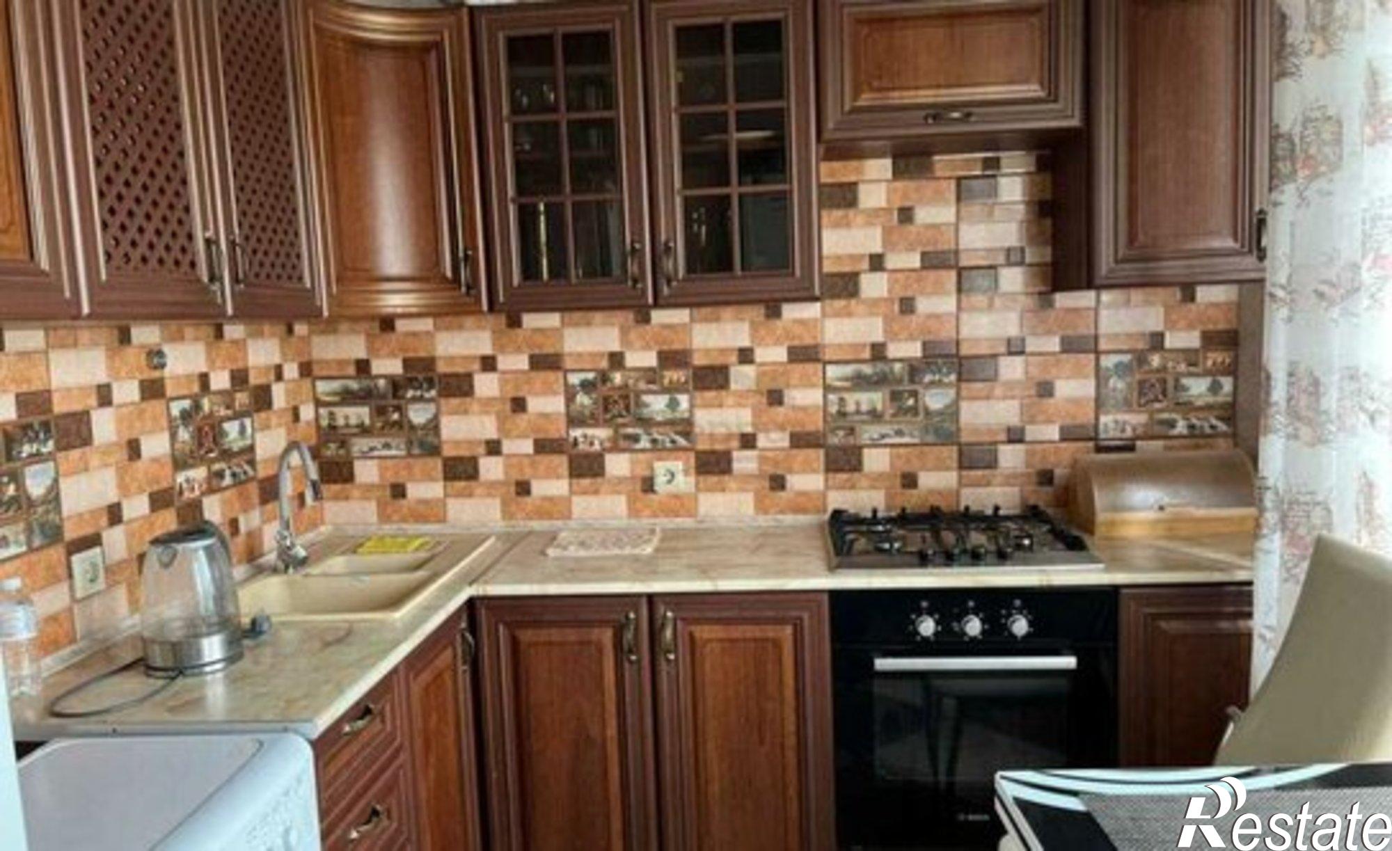 Купить квартиру за 6 600 000 рублей на Староцемесский пер, 16