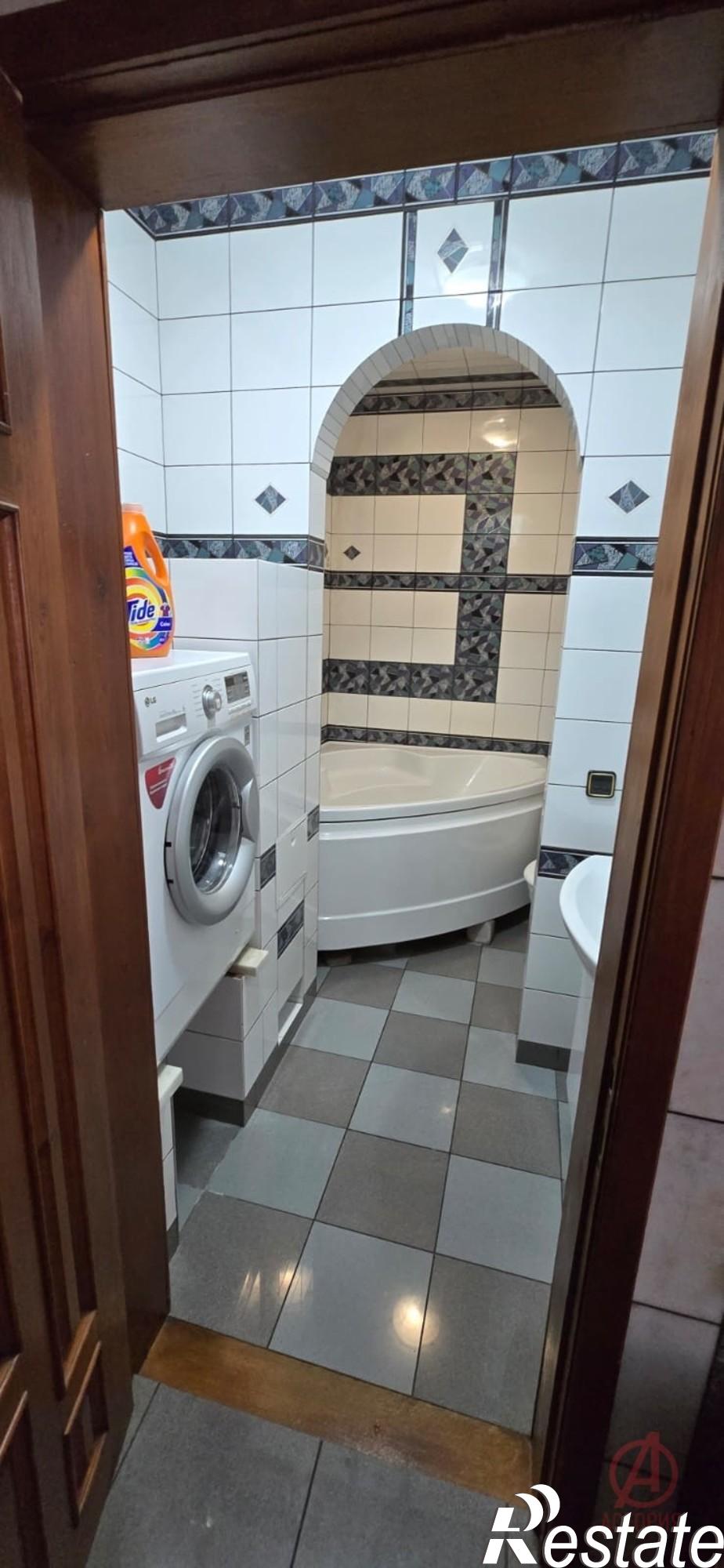 Сдать квартиру за 37 000 рублей на Куникова улица, 11