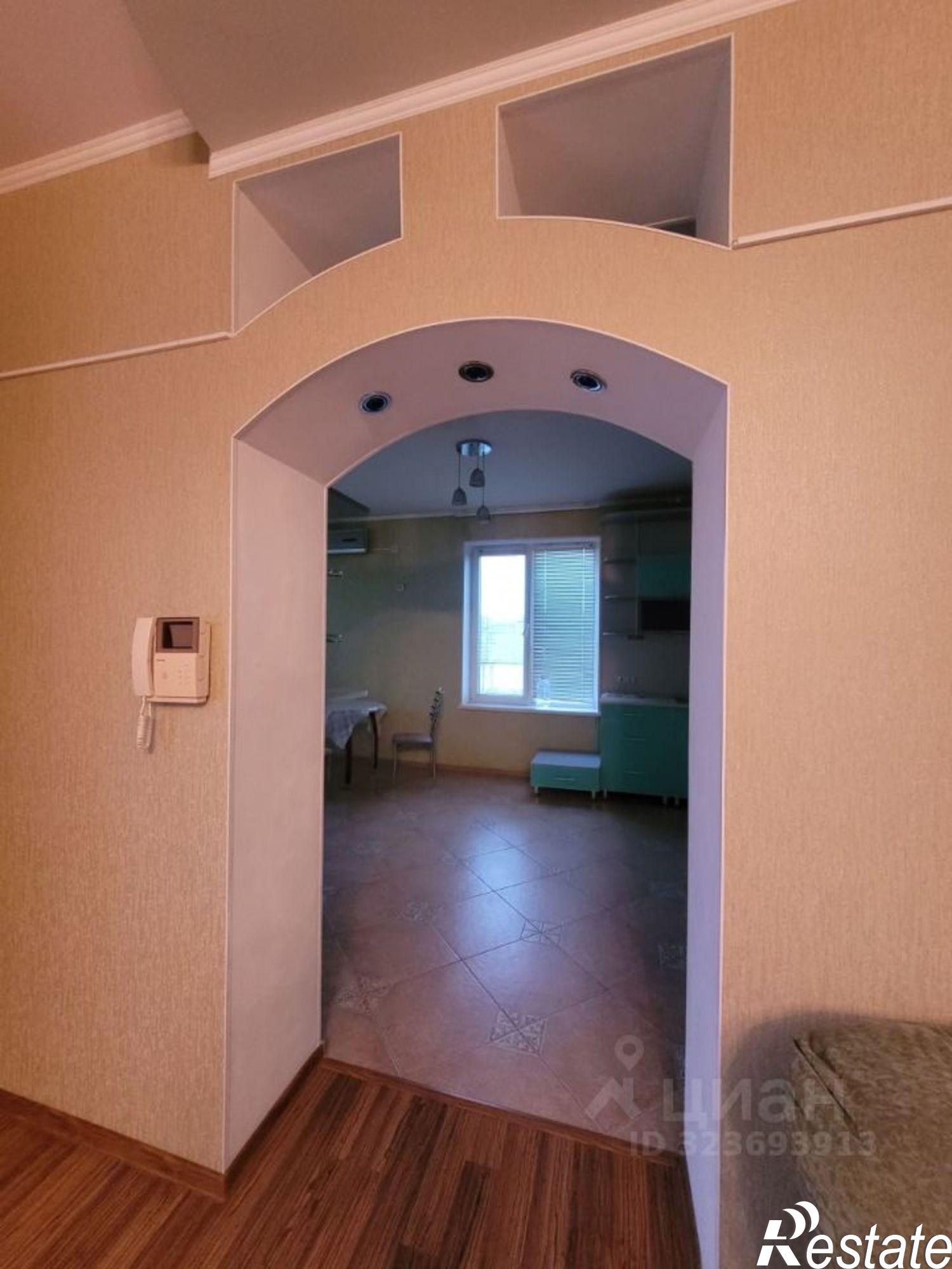 Сдать дачу, дом, коттедж за 70 000 рублей на 1-й Кирилловский пер, 7