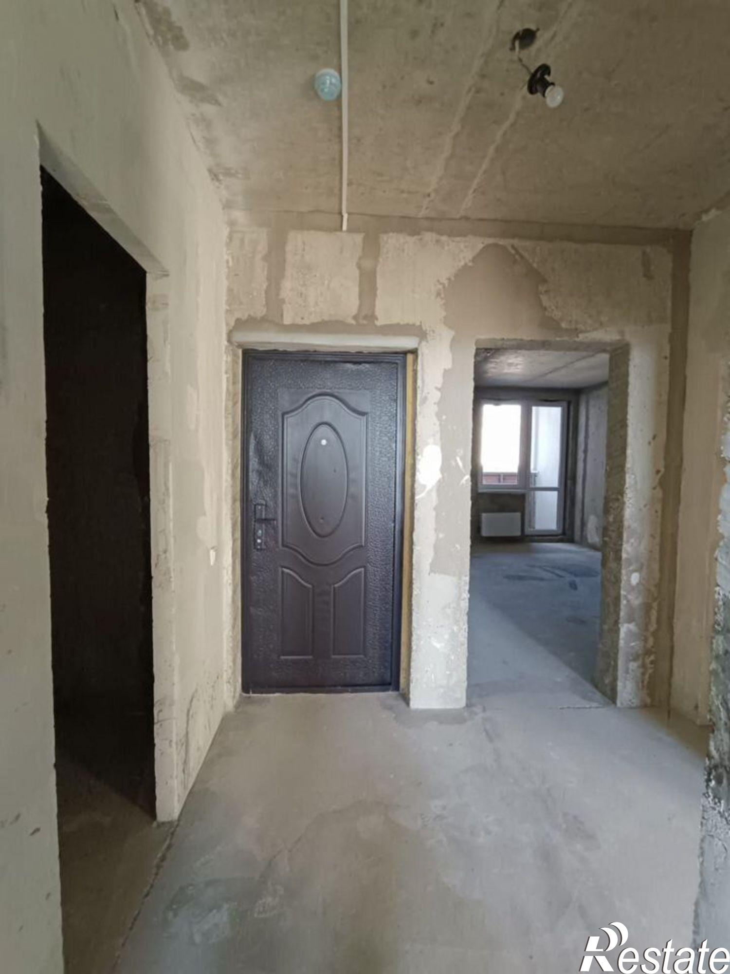 Купить квартиру за 8 300 000 рублей на улица Мурата Ахеджака, 12