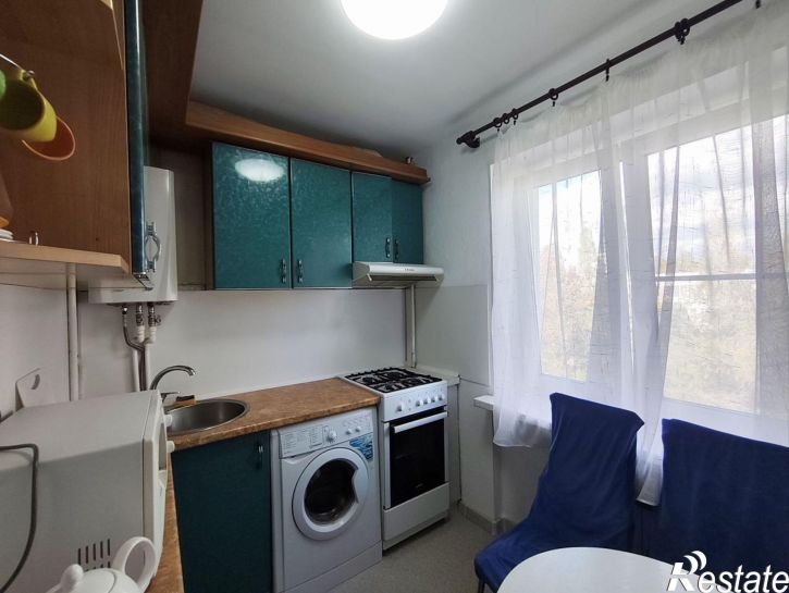 2-комн квартира ул Героев Десантников, 27,  д. 27