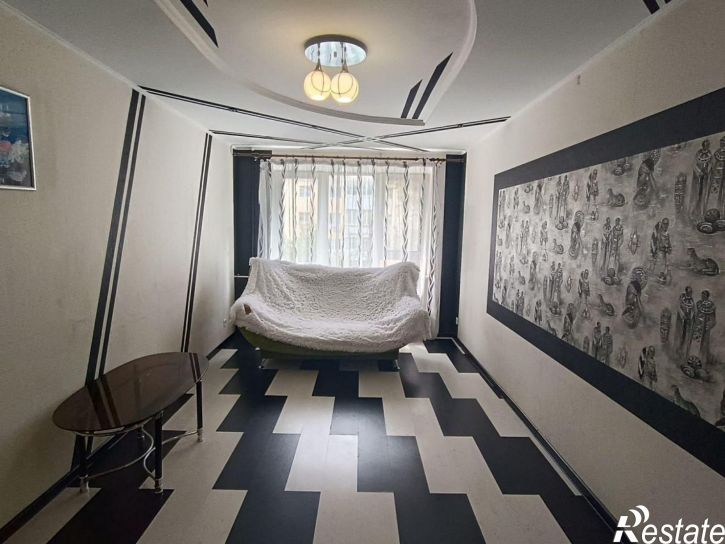 2-комн квартира ул Героев Десантников, 27,  д. 27