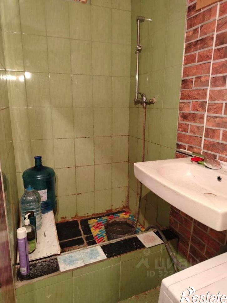 Комната улица Михаила Борисова, 14,  д. 14