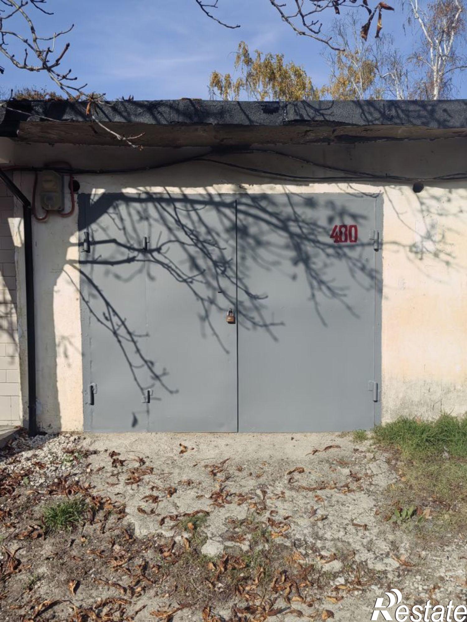 Купить гараж, место в паркинге за 1 400 010 рублей на улица Мира, 6