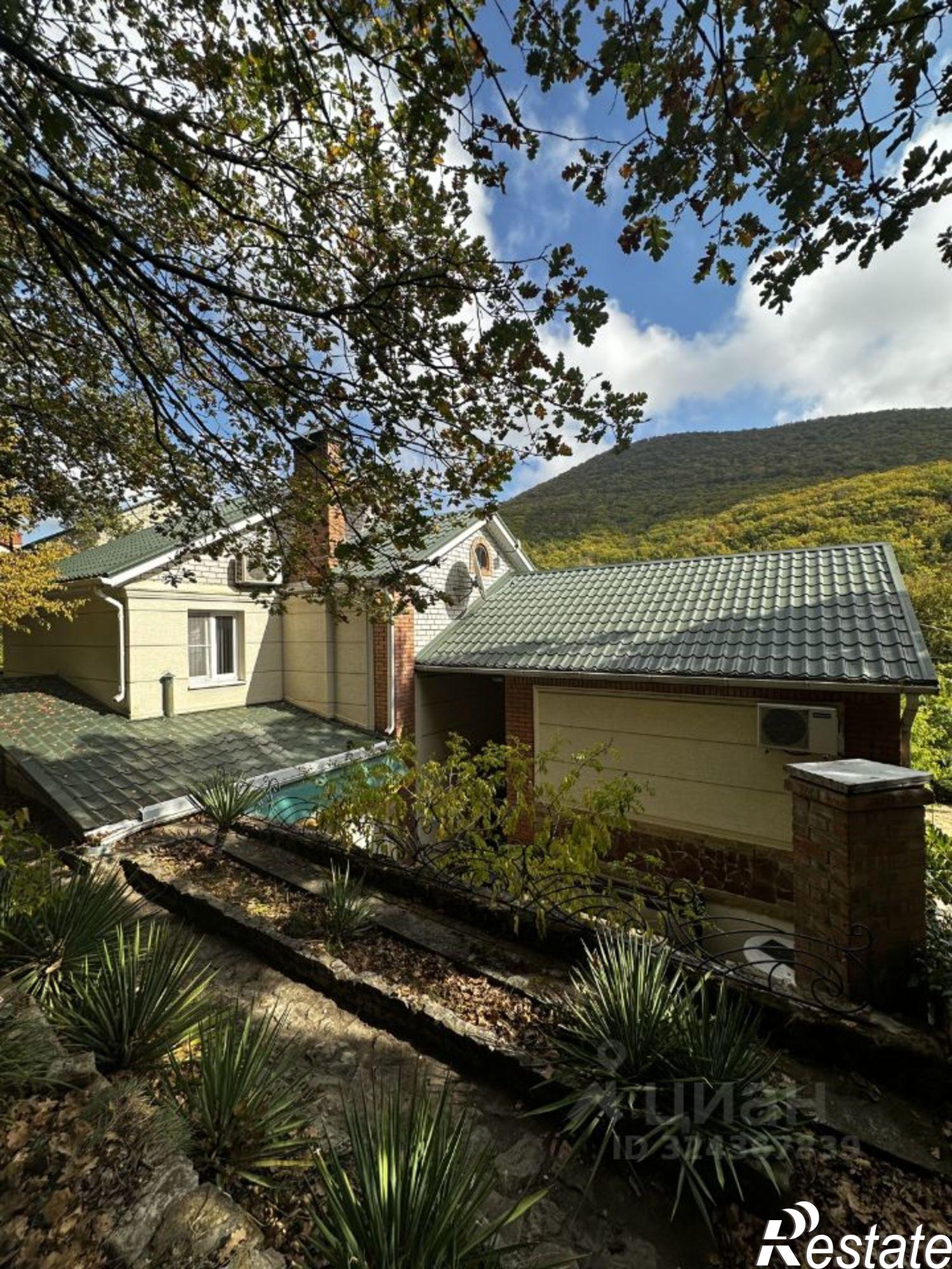 Купить дачу, дом, коттедж за 45 000 000 рублей на ул Заречная