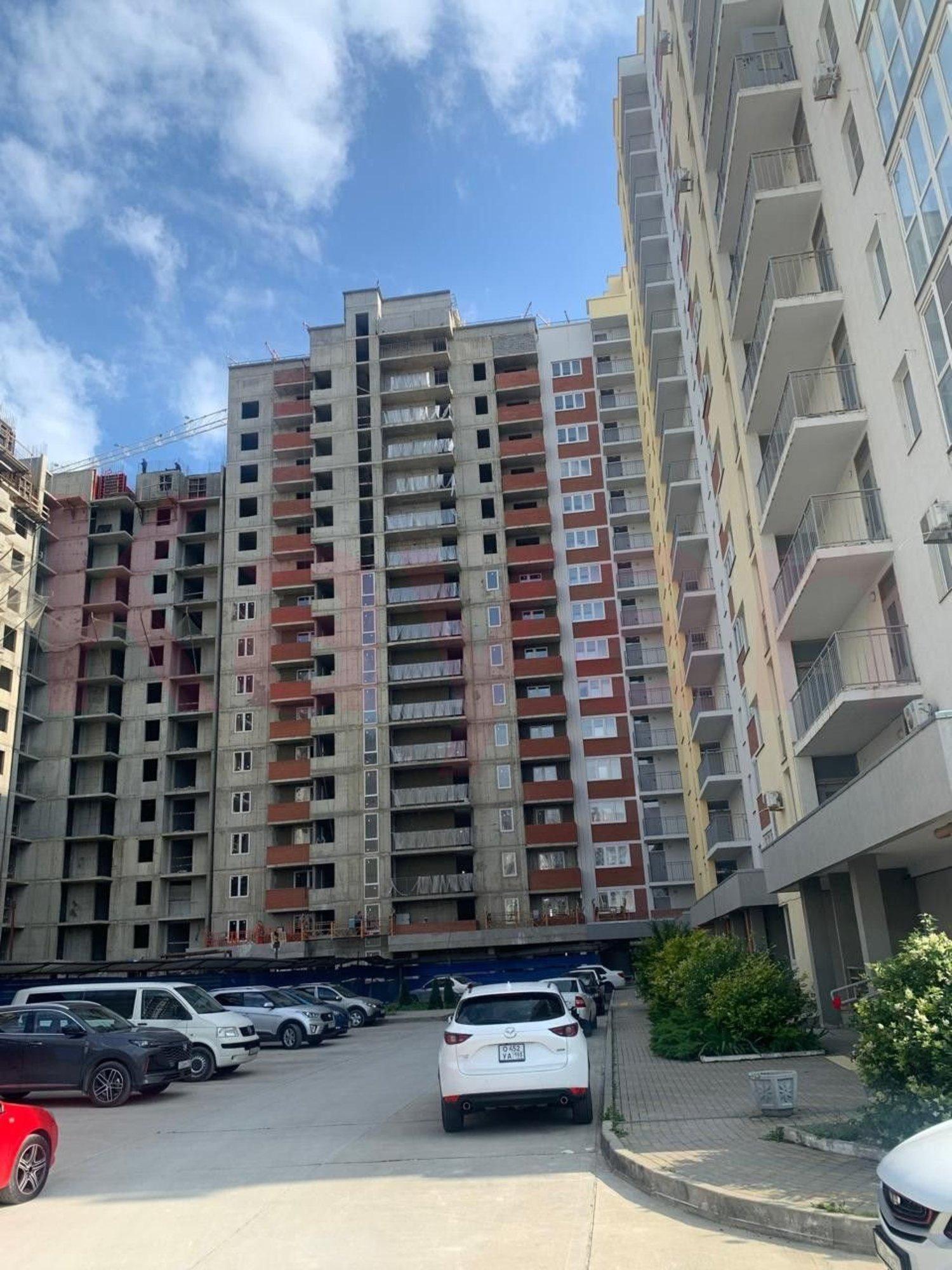 Купить квартиру за 5 200 000 рублей на Мурата Ахеджака ул.