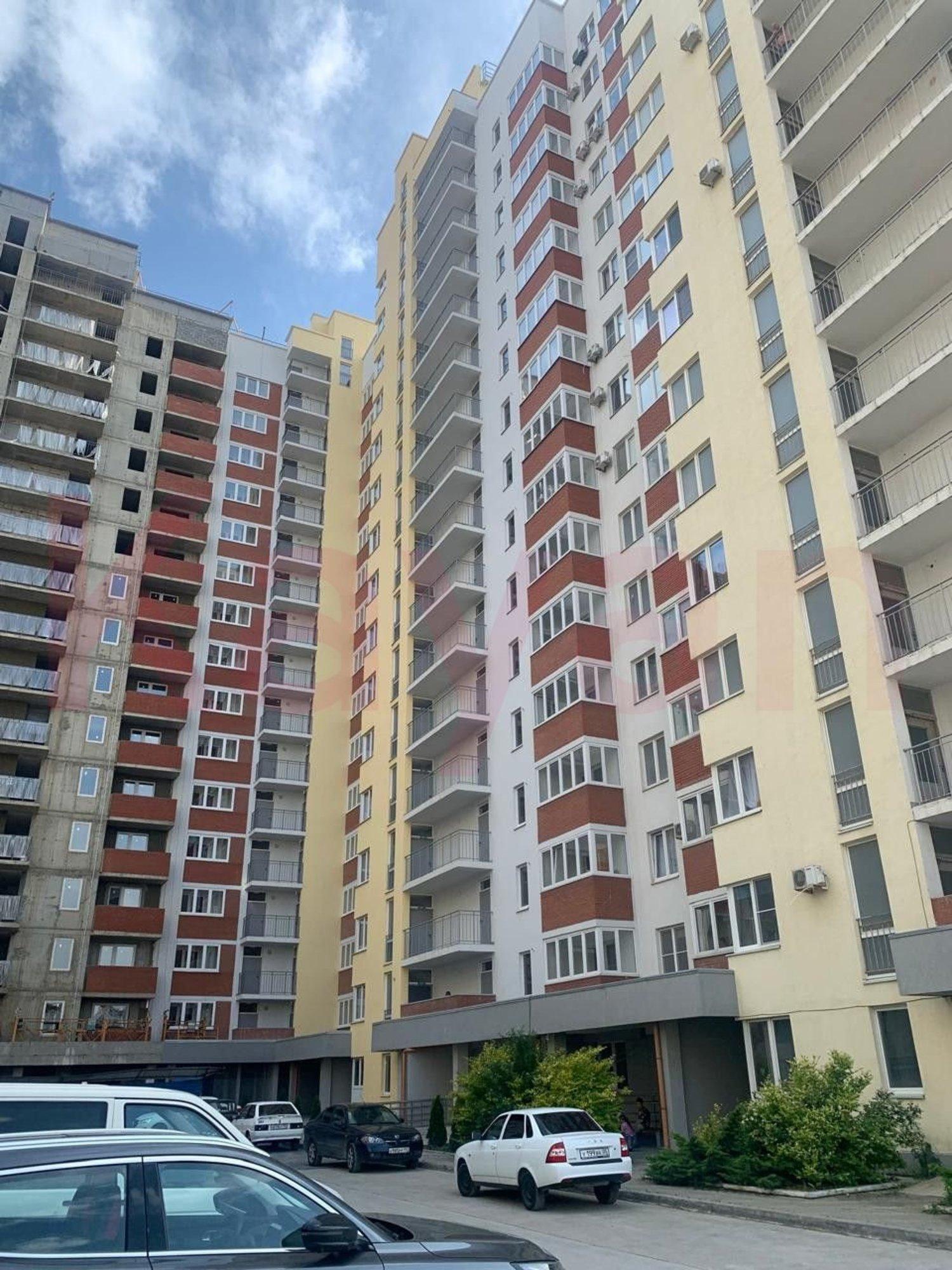 Купить квартиру за 5 200 000 рублей на Мурата Ахеджака ул.