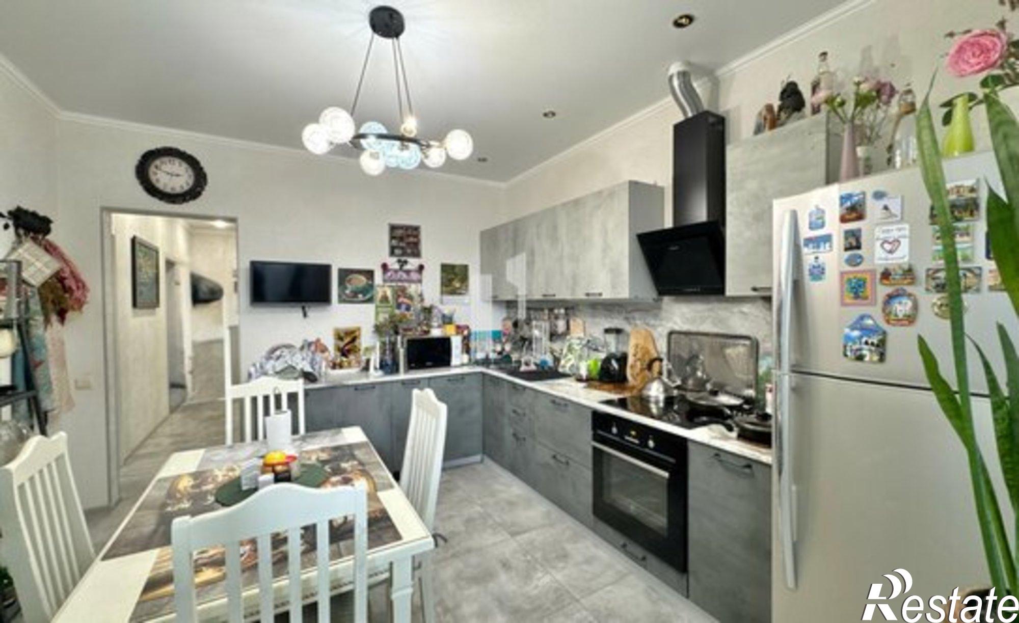 Купить квартиру за 11 200 000 рублей на проспект Дзержинского, 217А