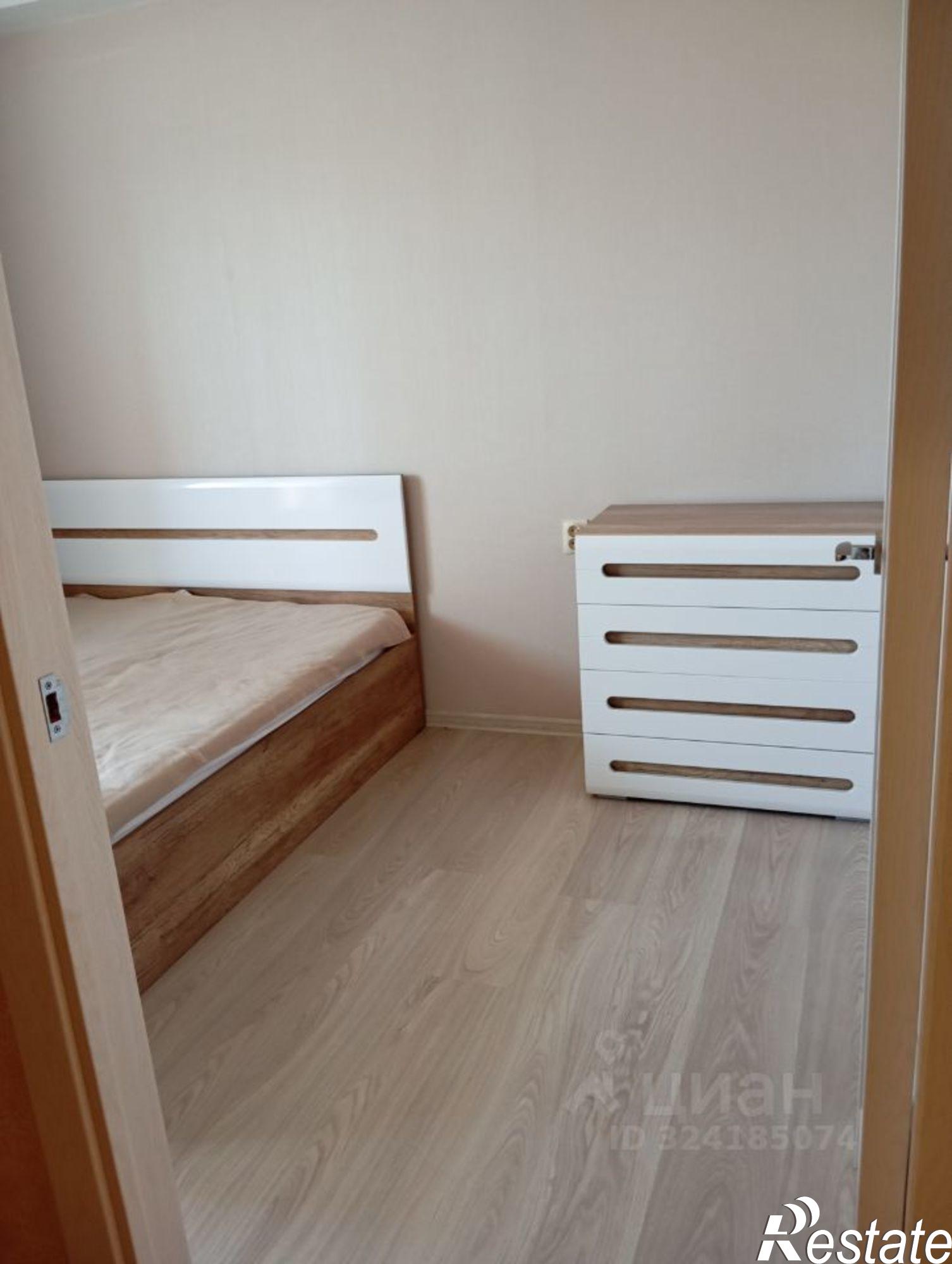 Сдать квартиру за 40 000 рублей на улица Видова, 121А к6