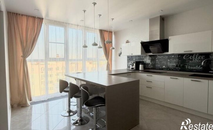 3-комн квартира проспект Дзержинского, 231,  д. 231