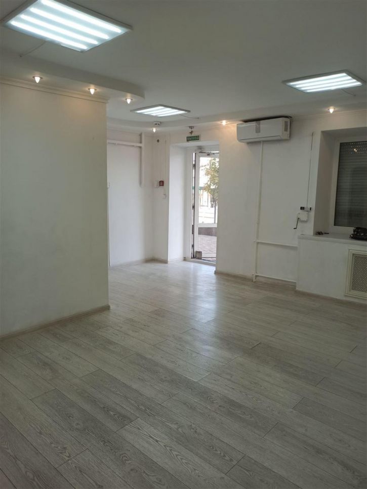 Торговое помещение пр-кт Ленина, д. 27