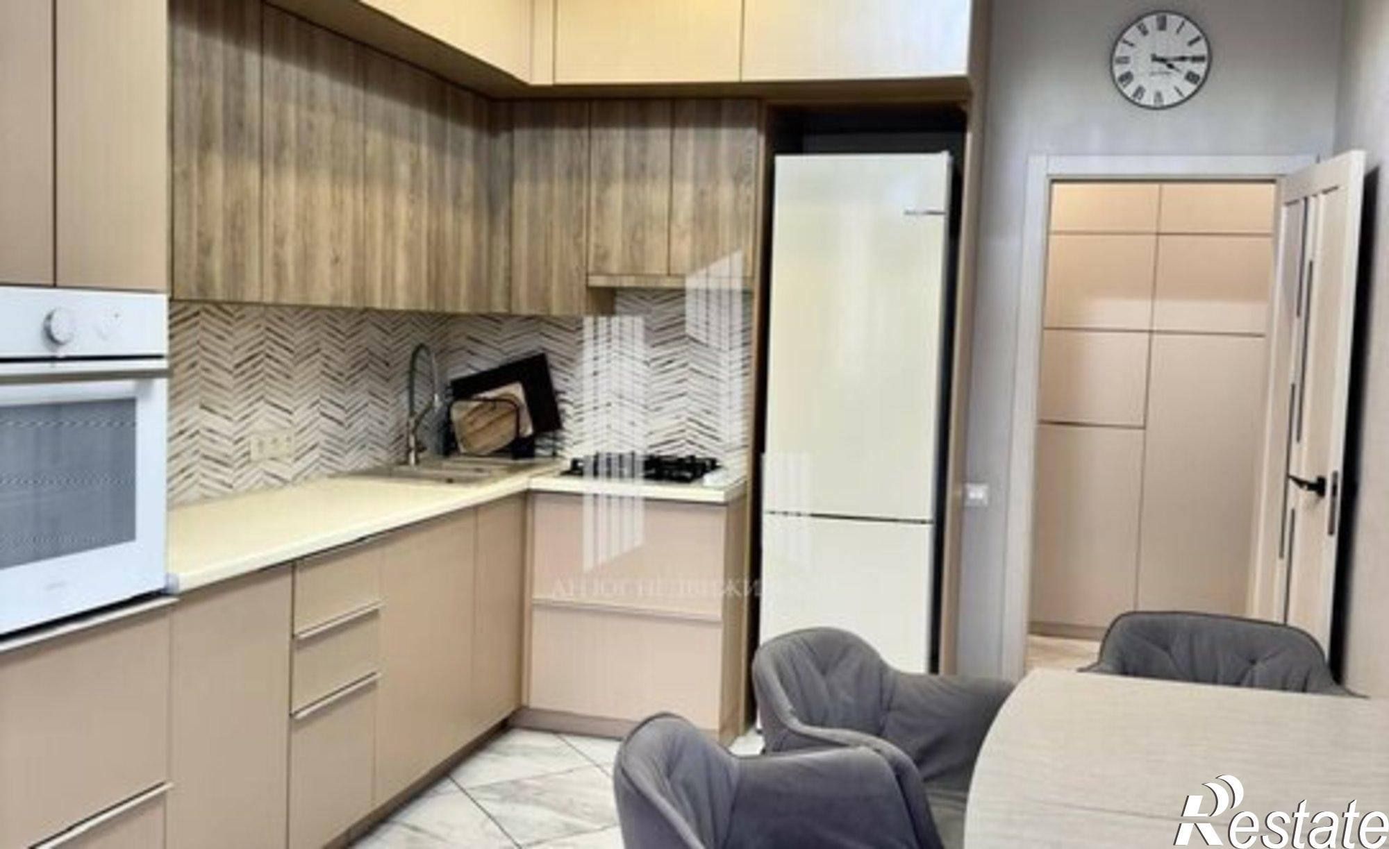 Купить квартиру за 15 500 000 рублей на улица Серова, 17