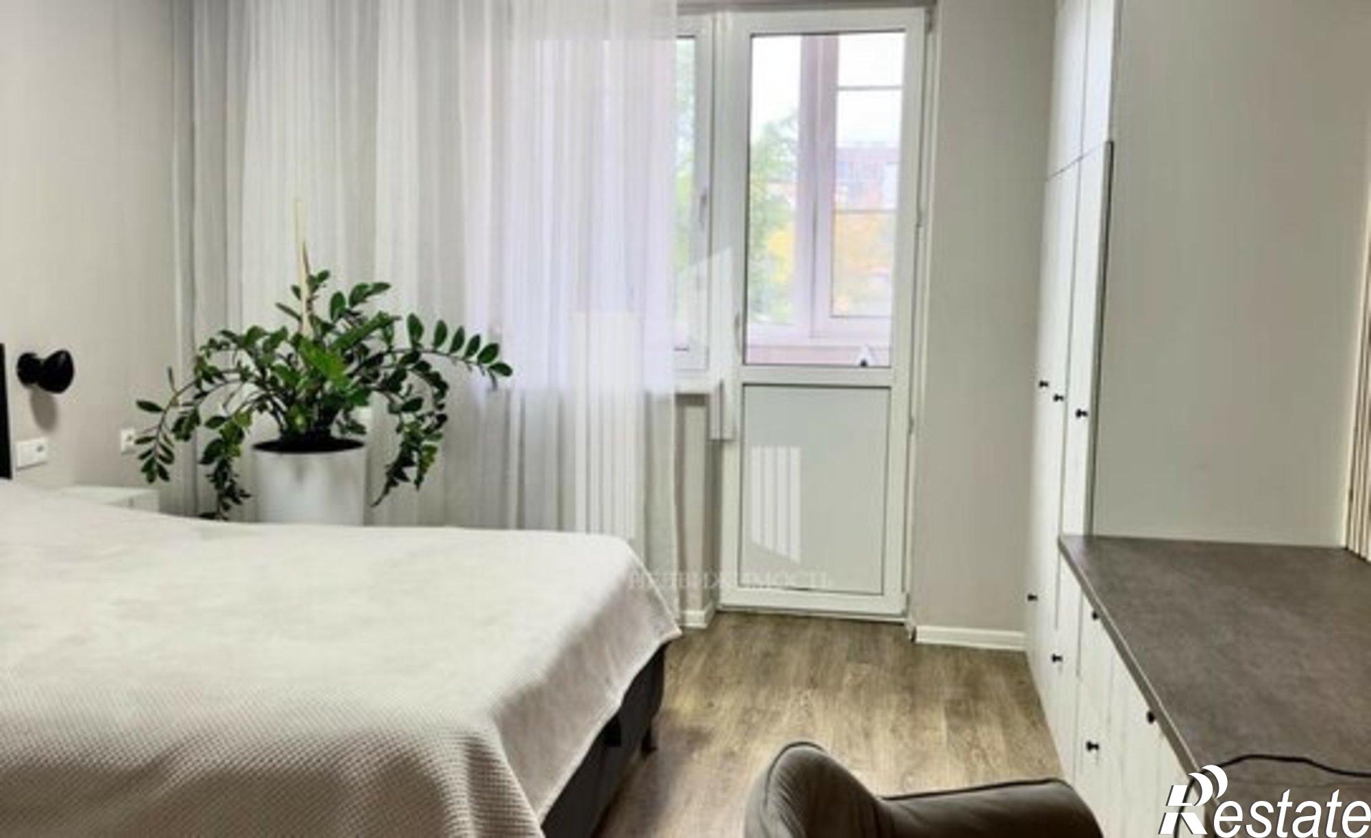 Купить квартиру за 15 500 000 рублей на улица Серова, 17