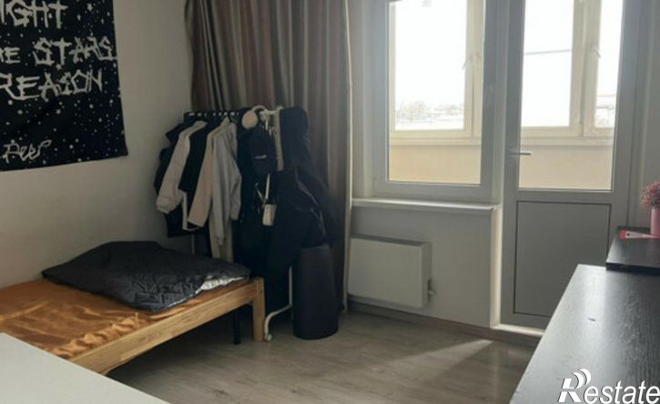 3-комн квартира ул Видова, 220,  д. 220