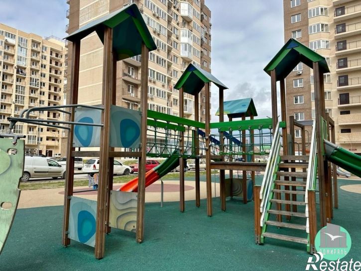 3-комн квартира муниципальное образование Новороссийск,Красина улица,53к4