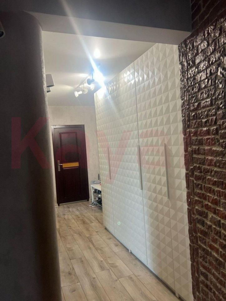 2-комн квартира Дзержинского проспект