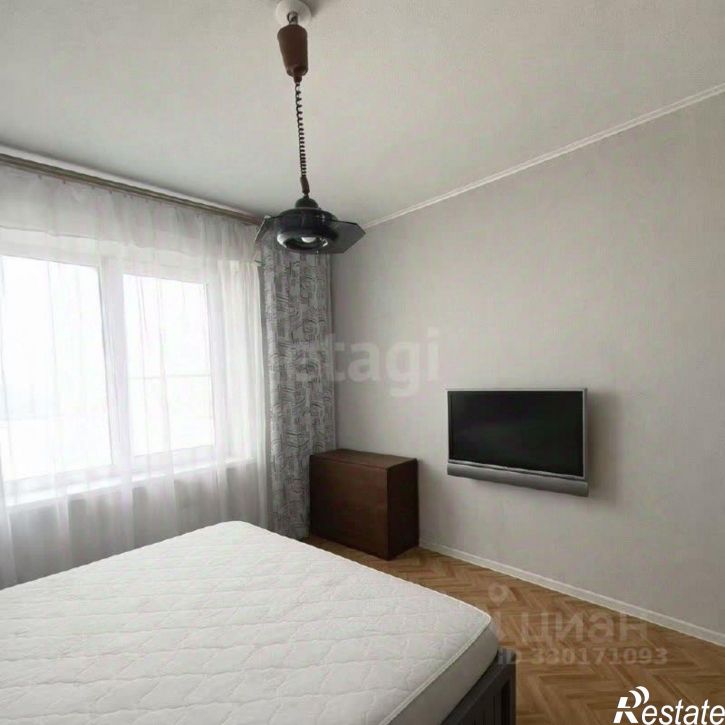 3-комн квартира улица Алексеева, 22,  д. 22