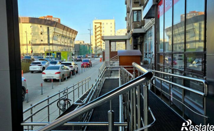 3-комн квартира пр-кт Дзержинского, 247 1,  д. 247 1,  к. 1