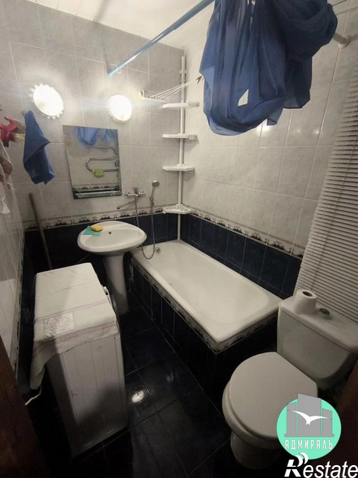 2-комн квартира муниципальное образование Новороссийск,Карамзина улица,43