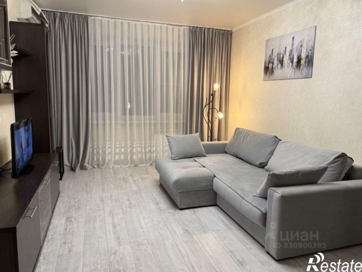 3-комн квартира улица Карамзина, 27,  д. 27