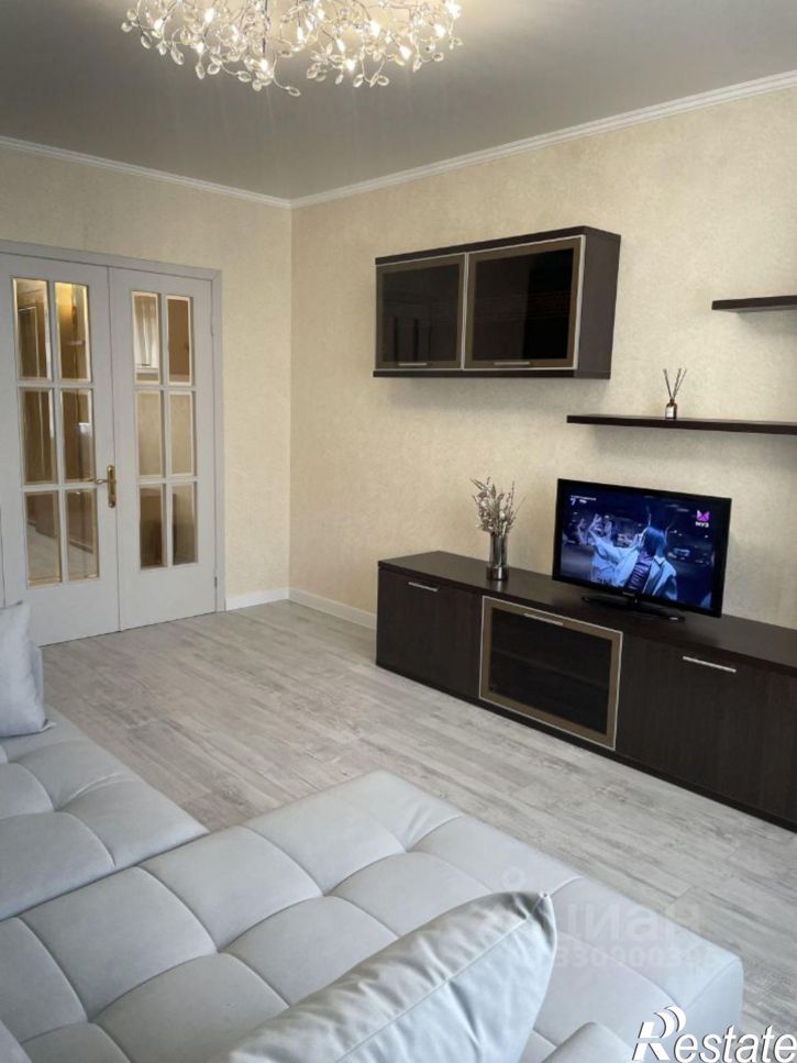 3-комн квартира улица Карамзина, 27,  д. 27