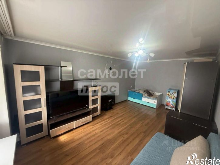 1-комн квартира улица Героев Десантников, 59,  д. 59