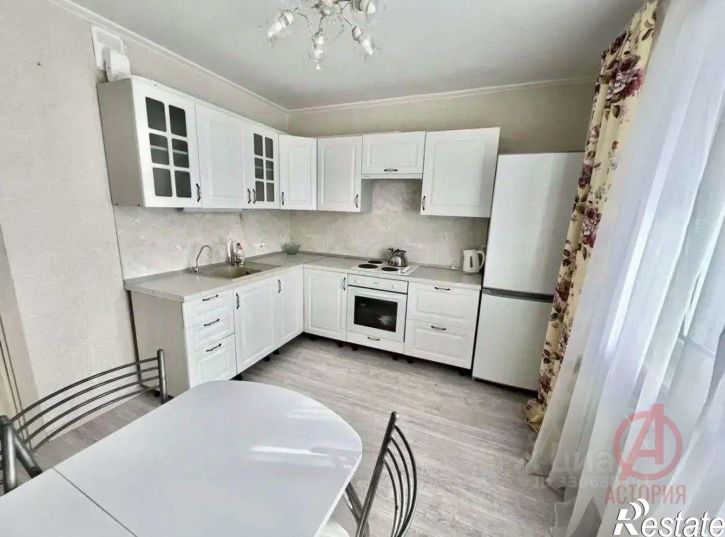 1-комн квартира улица Котанова, 1,  д. 1