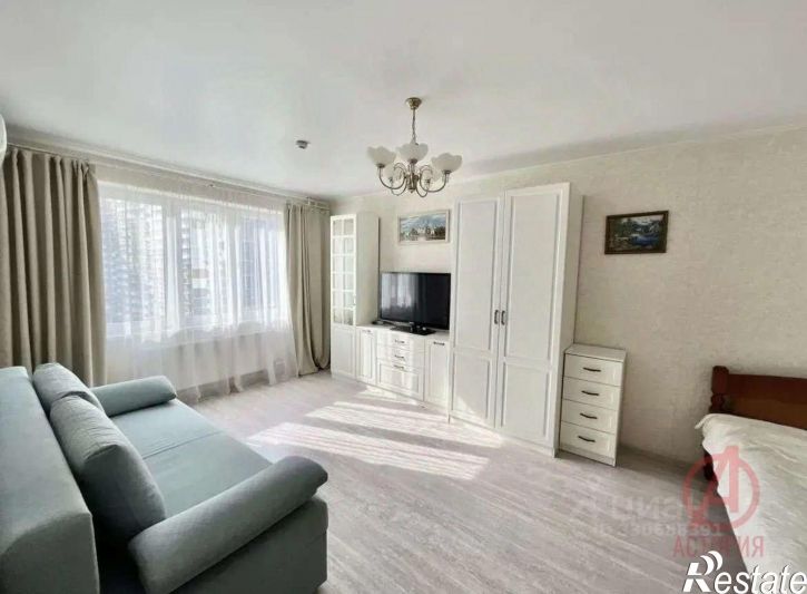 1-комн квартира улица Котанова, 1,  д. 1