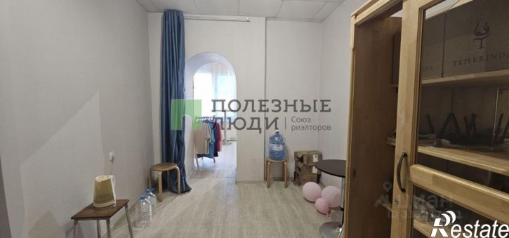 Торговое помещение улица набережная Адмирала Серебрякова, 61,  д. 61