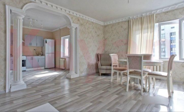 3-комн квартира Дзержинского проспект