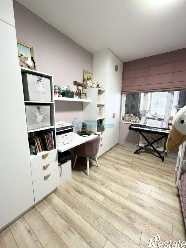 2-комн квартира ул Изумрудная, 1,  д. 1