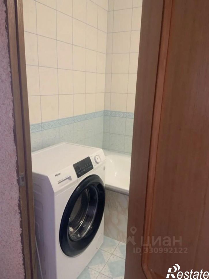 3-комн квартира улица Видова, 56,  д. 56