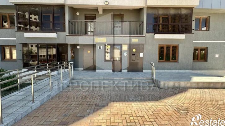 3-комн квартира проспект Дзержинского, 244к5