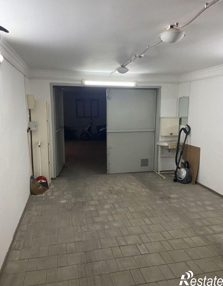 Гараж/парковка улица Героев Десантников, 67А,  д. 67А