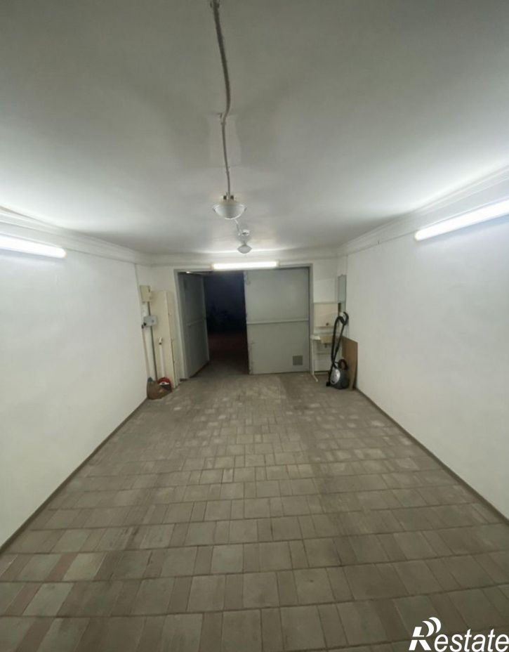 Гараж/парковка улица Героев Десантников, 67А,  д. 67А
