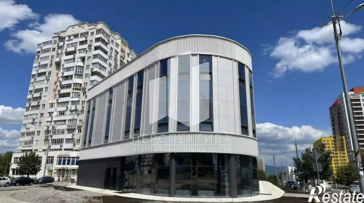Торговое помещение улица Мурата Ахеджака, 2