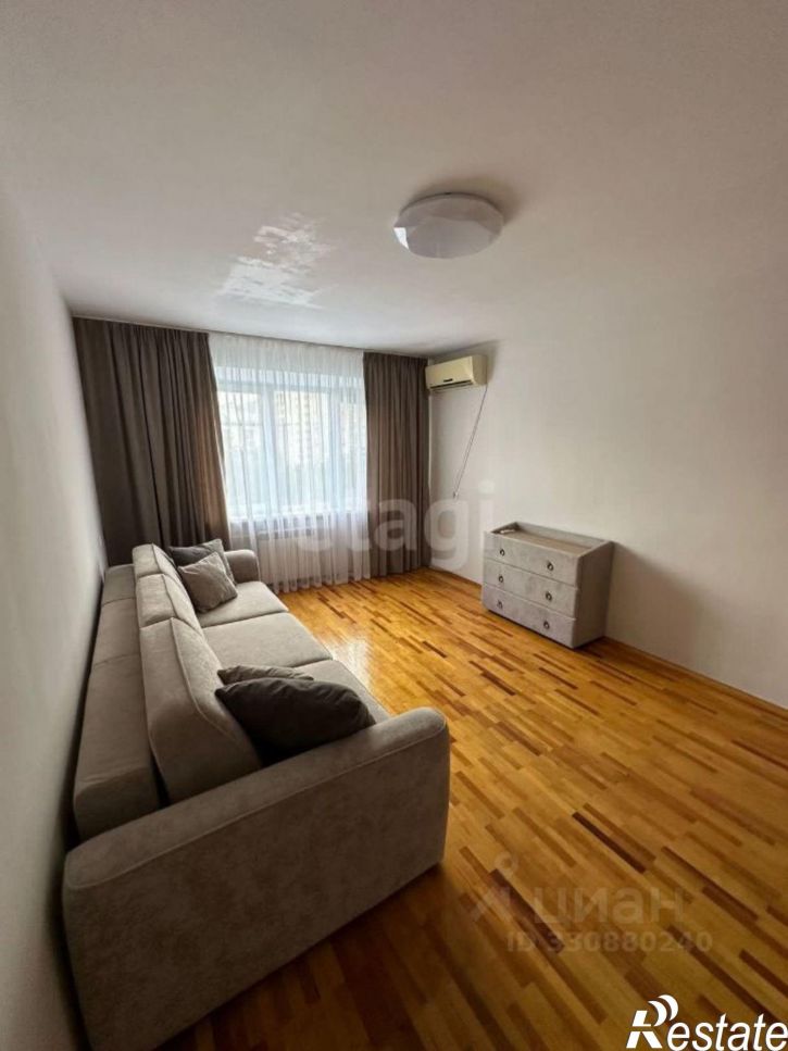 2-комн квартира улица Видова, 125,  д. 125