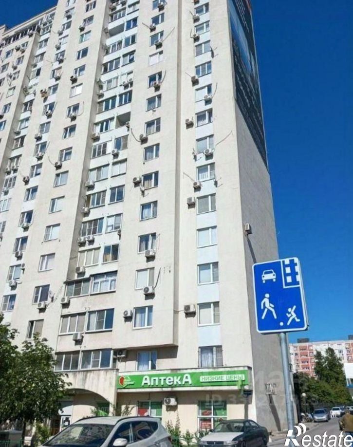 2-комн квартира проспект Дзержинского, 196,  д. 196