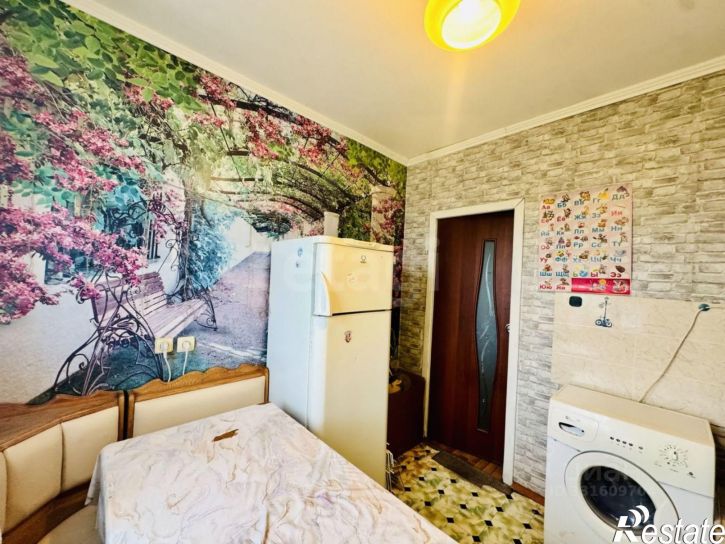 2-комн квартира ул Титан, 23,  д. 23