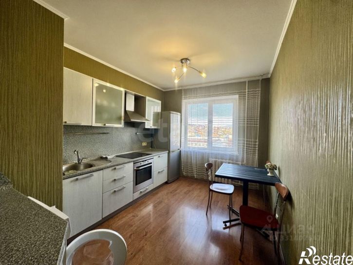 3-комн квартира улица Куникова, 52,  д. 52