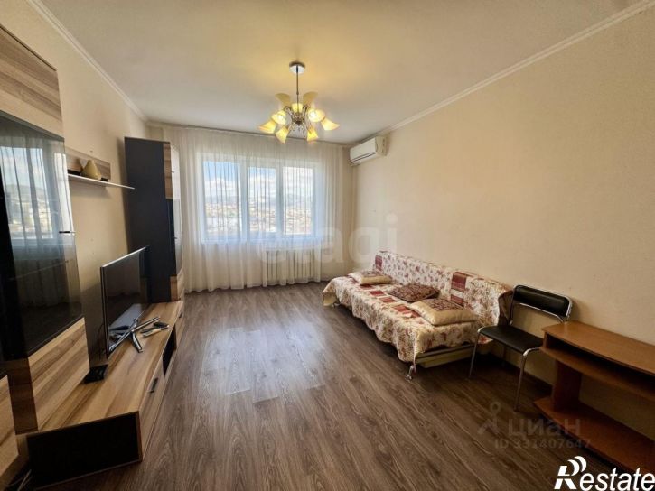 3-комн квартира улица Куникова, 52,  д. 52