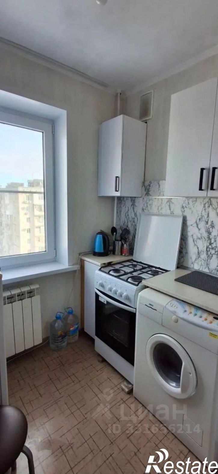 1-комн квартира ул Героев Десантников, 95,  д. 95