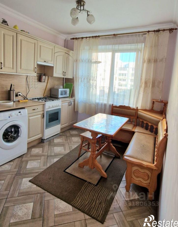 3-комн квартира ул Дзержинского, 152,  д. 152