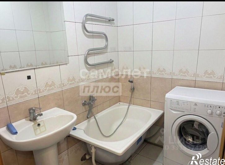 2-комн квартира ул Героев Десантников, 1,  д. 1