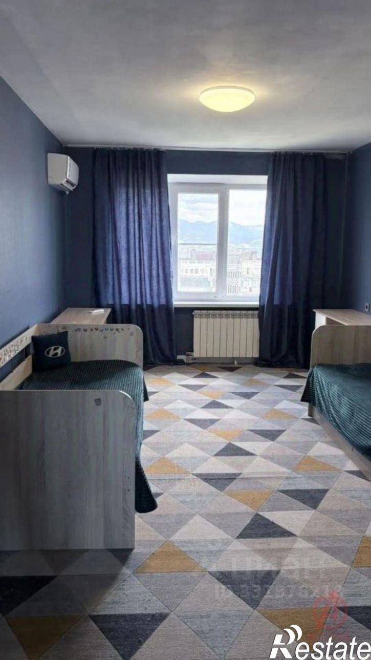 3-комн квартира ул Героев Десантников, 61А,  д. 61А