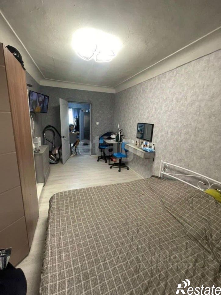 3-комн квартира ул Ревельская, 18,  д. 18
