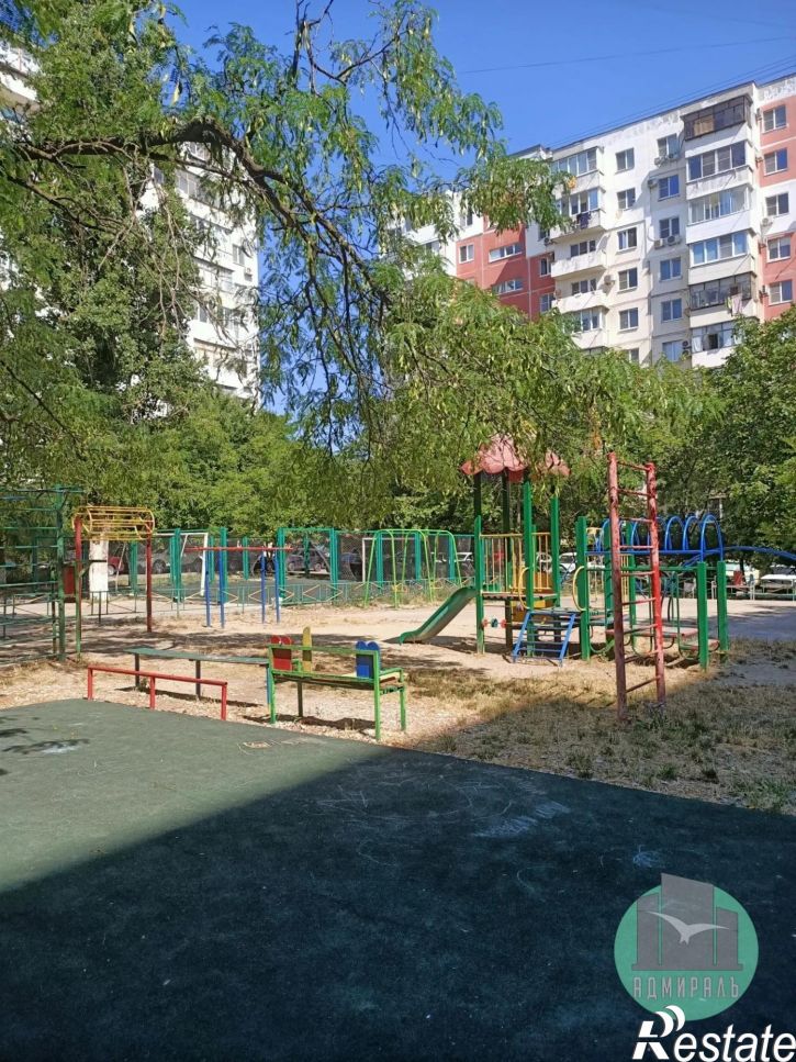 3-комн квартира муниципальное образование Новороссийск,Пионерская улица,15