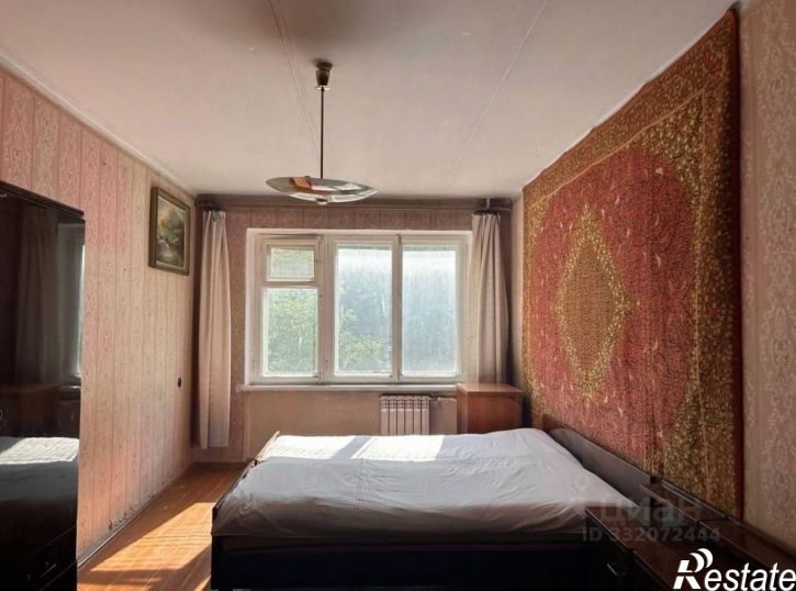 3-комн квартира ул Глухова, 14,  д. 14