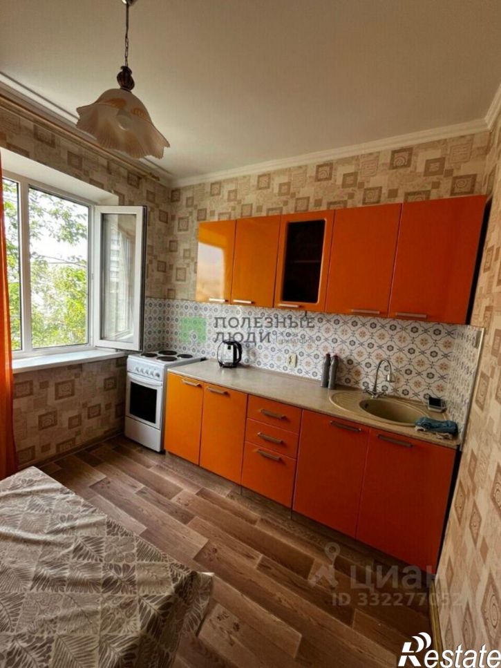 2-комн квартира ул Героев Десантников, 73,  д. 73